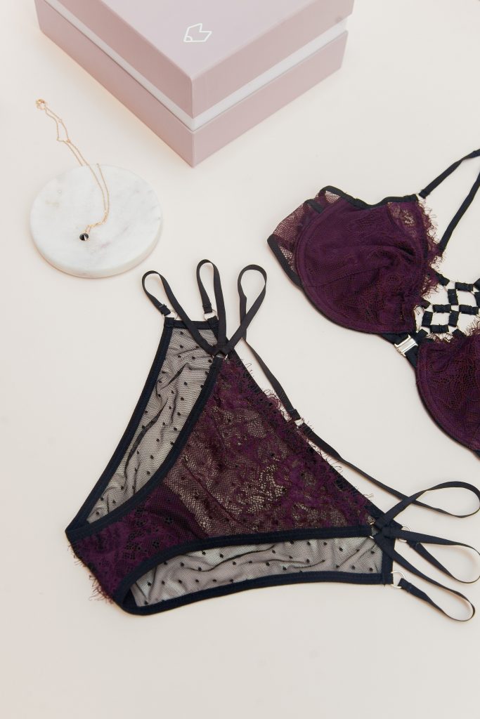 Lace Thong  Burgundy Fox