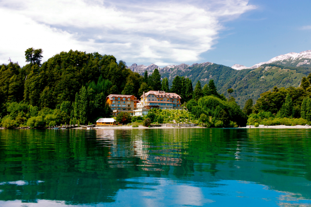 Correntoso Lake & River Hotel in Argentina